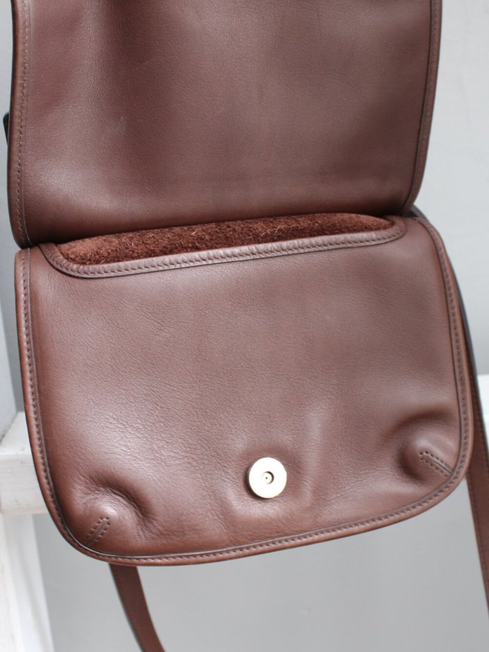 Coach Vintage 90's Hippie Slim Flap Bag Crossbody Brown Leather 9142 - Picture 6 of 9